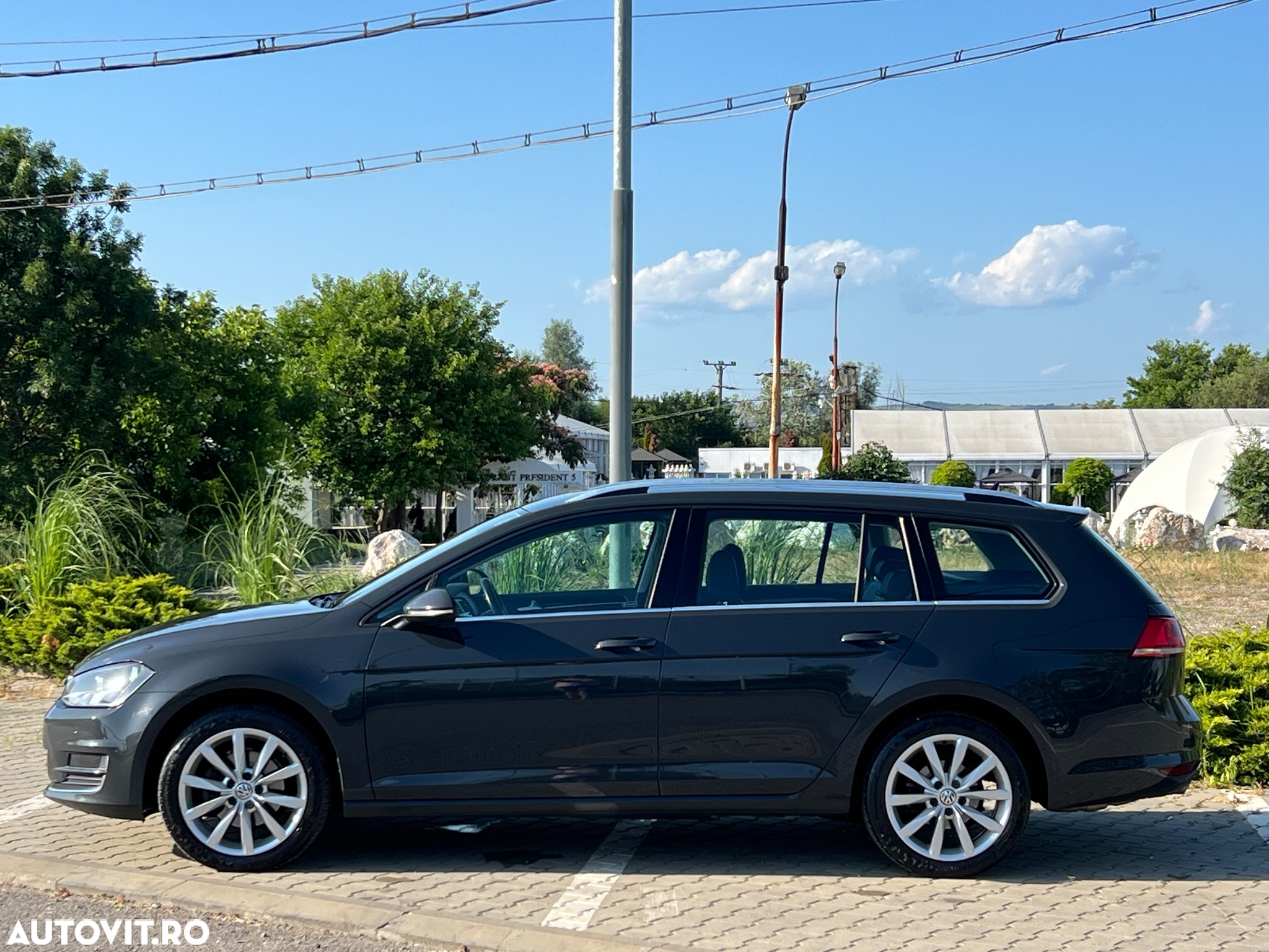 Volkswagen Golf 2.0 TDI (BlueMotion Technology) Highline - 9