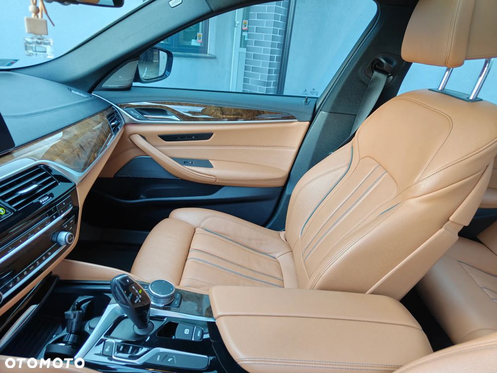 BMW Seria 5 530e iPerformance - 4