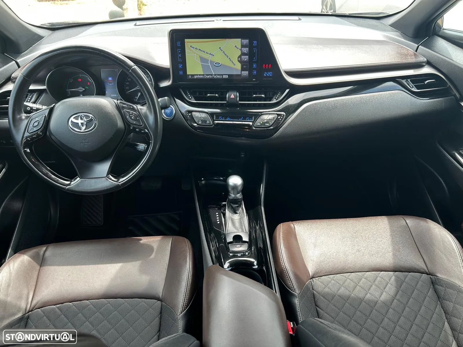 Toyota C-HR 1.8 HSD Exclusive+P.Luxury - 28
