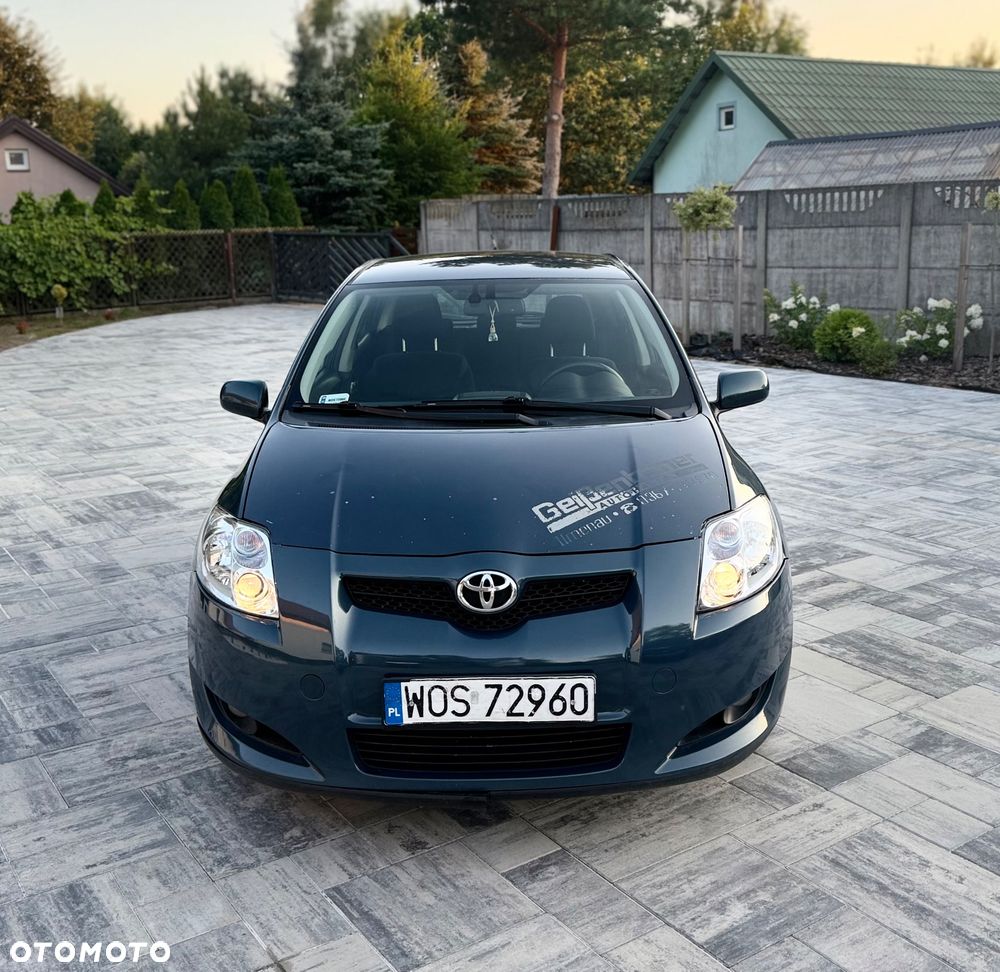 Toyota Auris 1.6 VVT-i Sol - 2