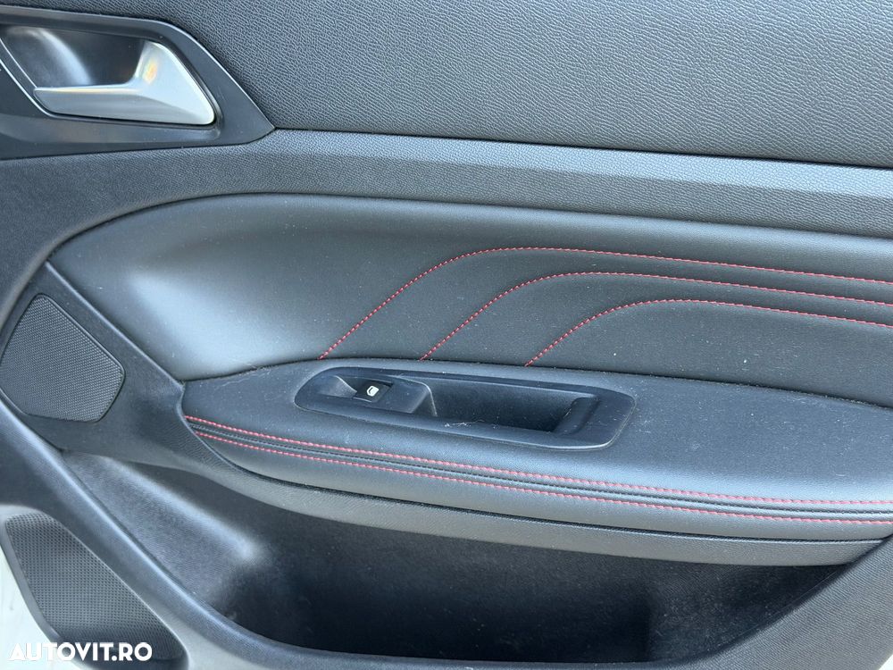 Peugeot 308 1.5L BlueHDI EAT8 GT - 25