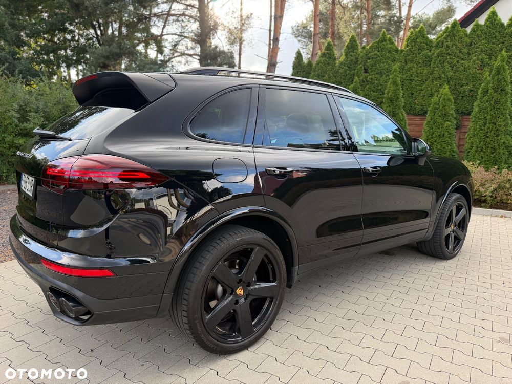 Porsche Cayenne Diesel Platinum Edition - 14