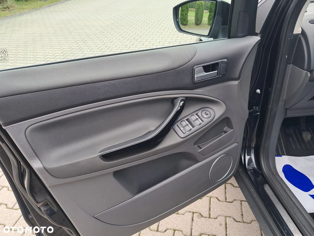 Ford Kuga 2.0 TDCi 4x4 Champions Edition - 20