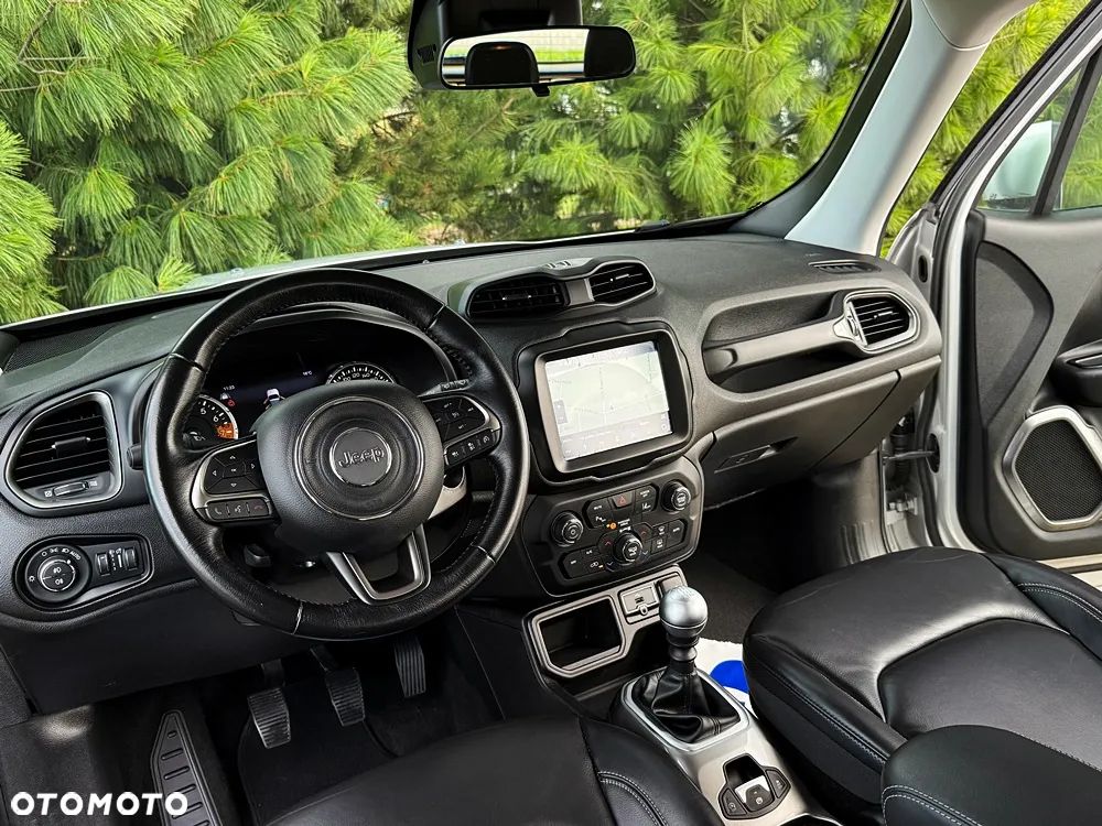 Jeep Renegade 1.4 MultiAir Limited - 32