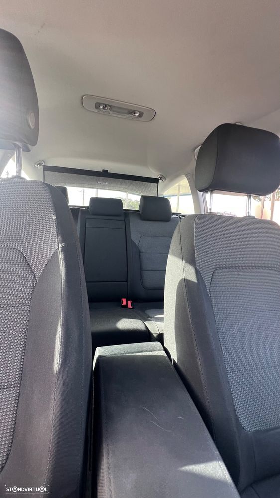 VW Passat Variant 1.6 TDI BlueMotion - 18