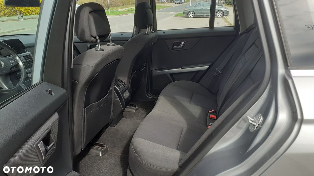 Mercedes-Benz GLK 200 CDI (BlueEFFICIENCY) - 8