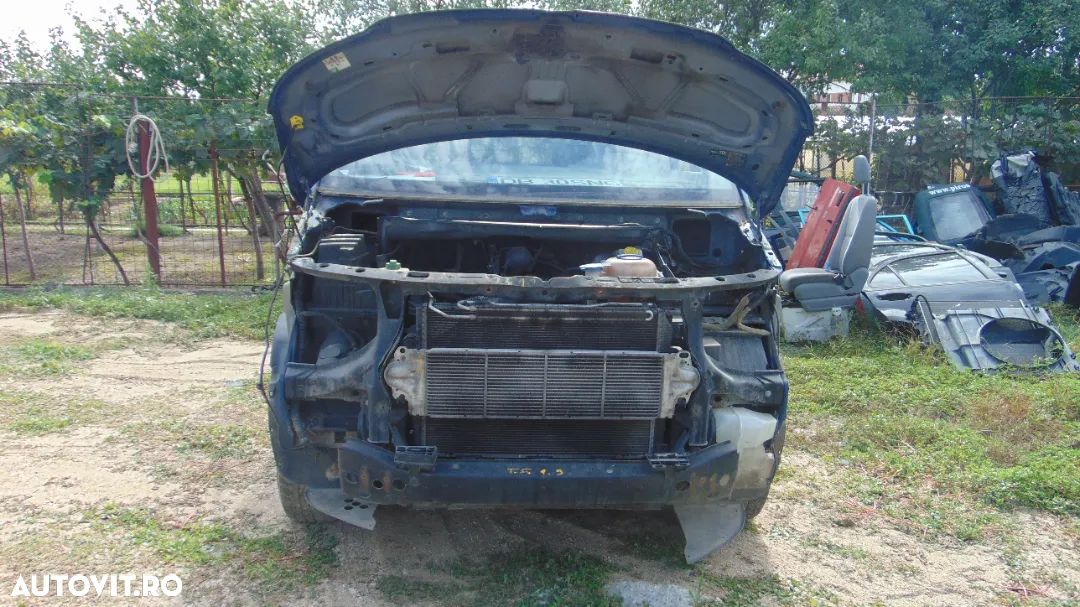 Trager VW t5 calandru suport radiatoare dezmembrez - 1