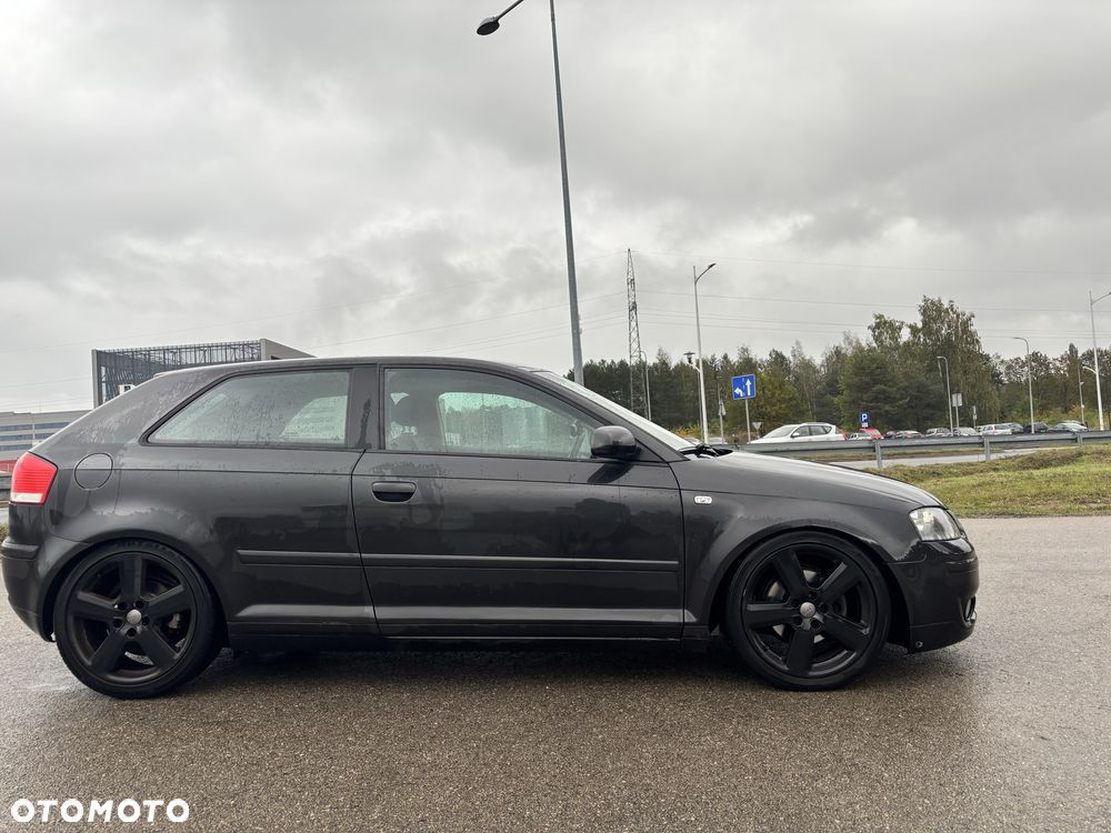 Audi A3 Sportback - 4