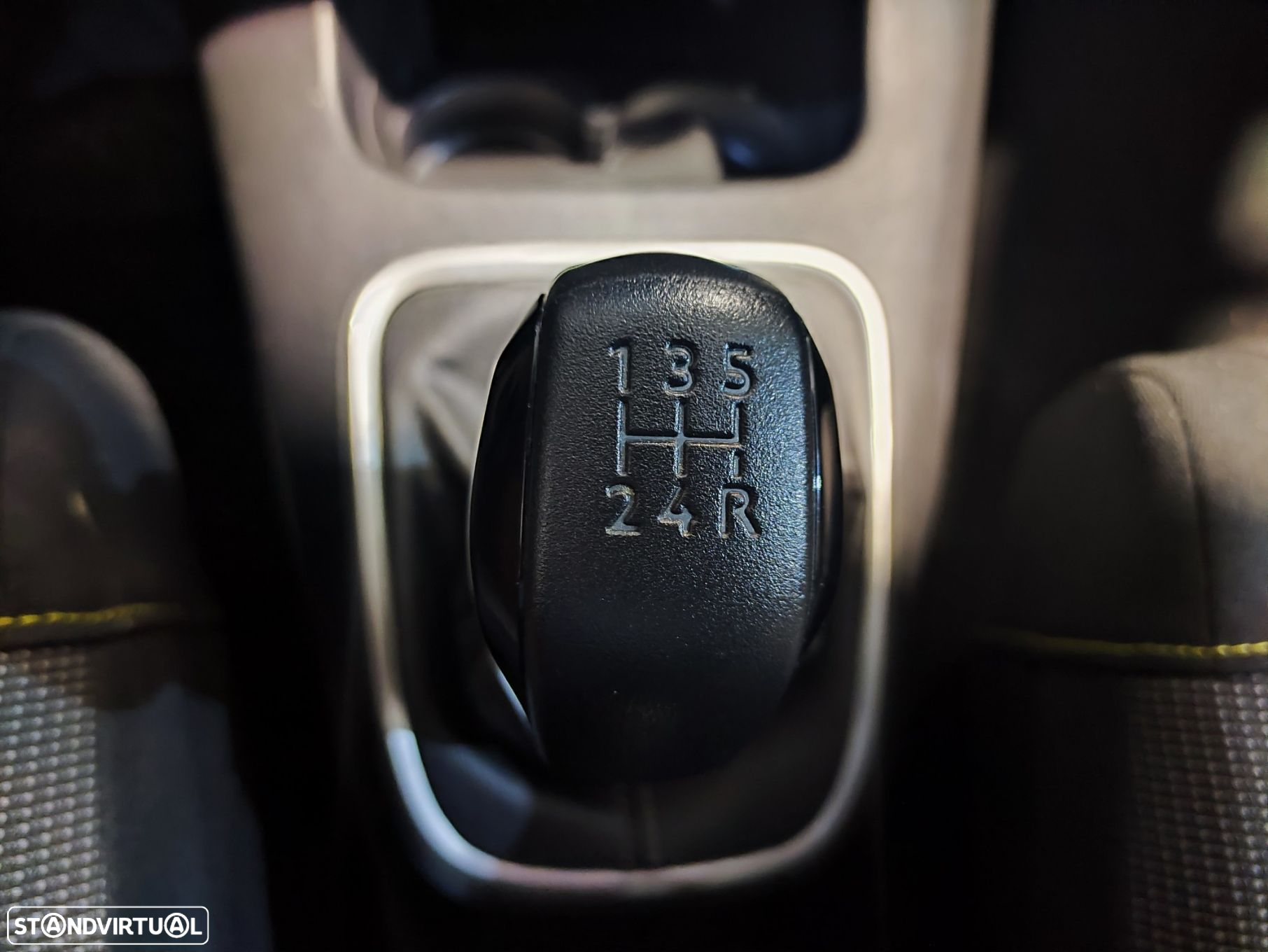 Citroën C3 1.2 PureTech Max - 24