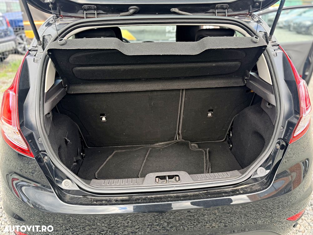 Ford Fiesta 1.0 EcoBoost Titanium - 14