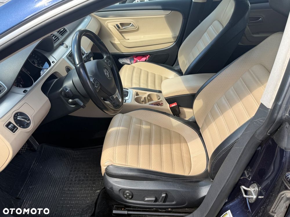 Volkswagen CC - 24