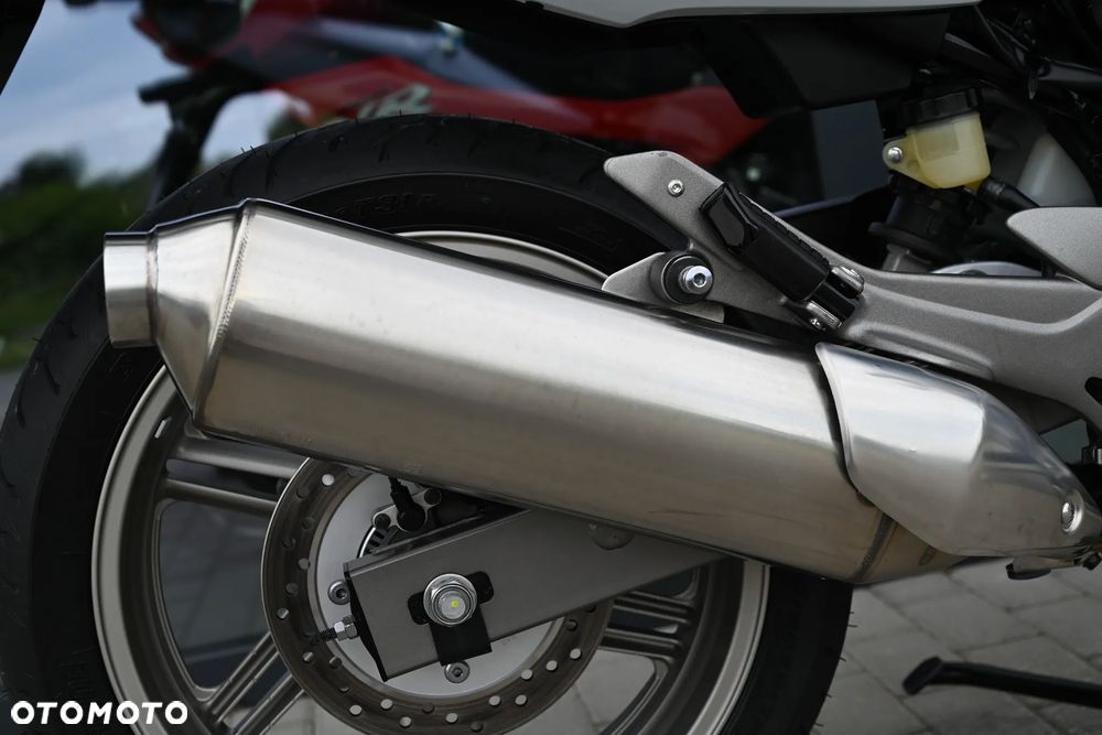 Honda CBF - 37