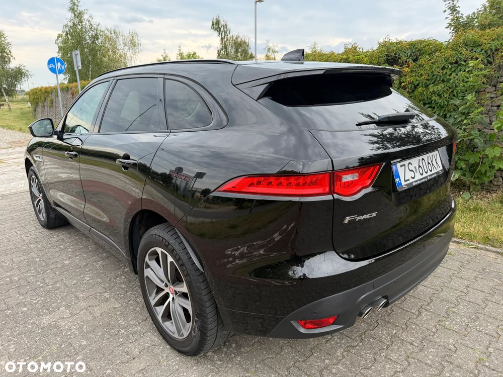 Jaguar F-Pace 2.0 i4D AWD R-Sport - 2