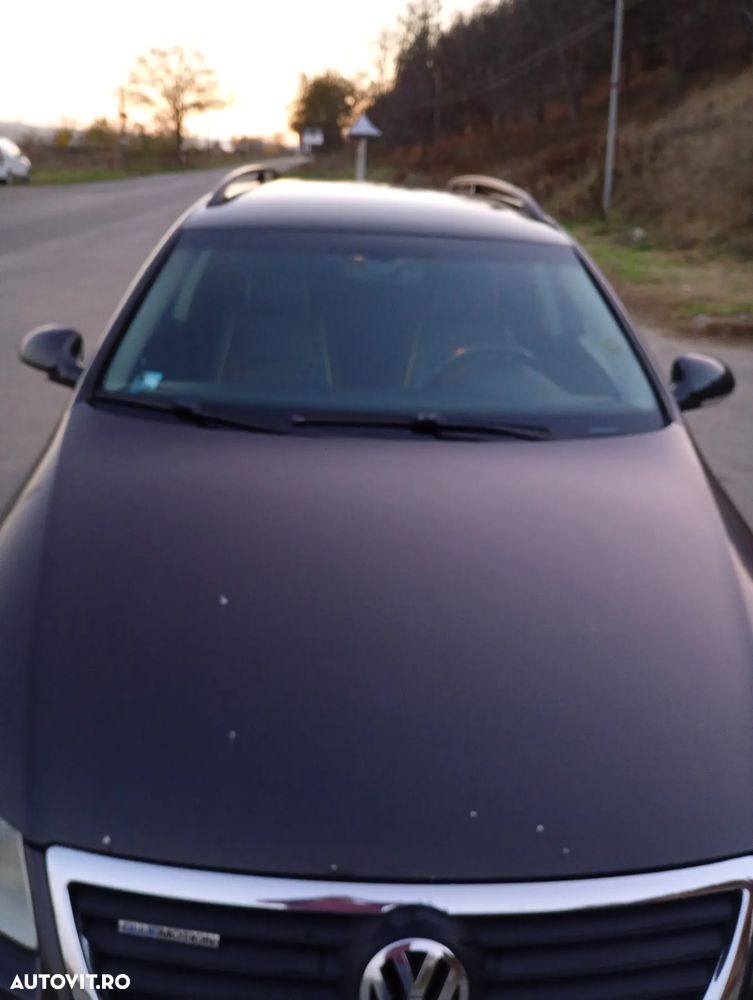 Volkswagen Passat Variant 2.0 TDI DPF Comfortline Blue Motion Technology - 2