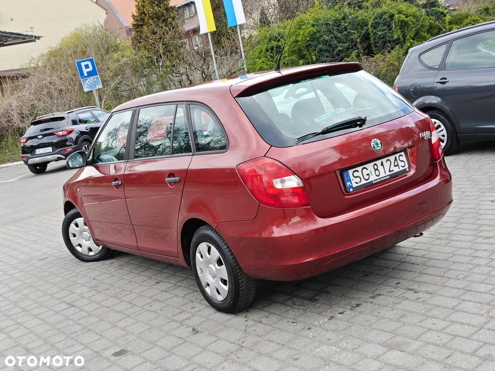 Skoda Fabia - 10