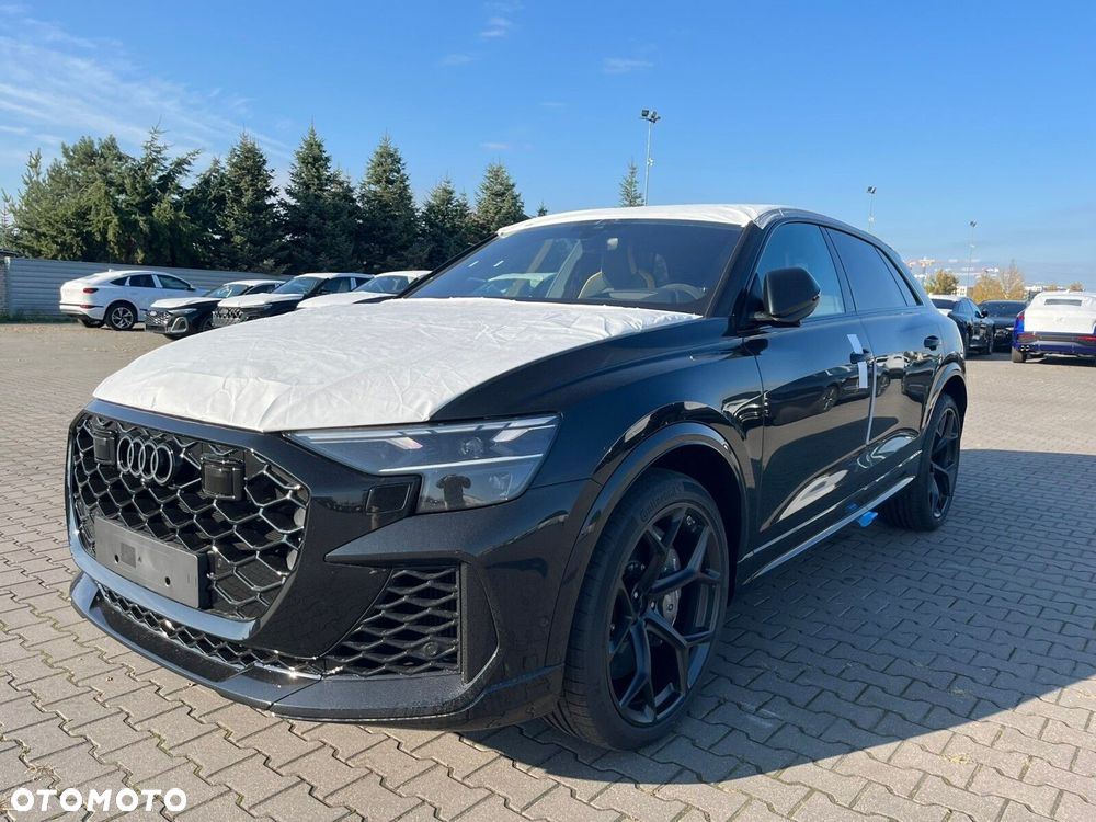 Audi RS Q8 - 1