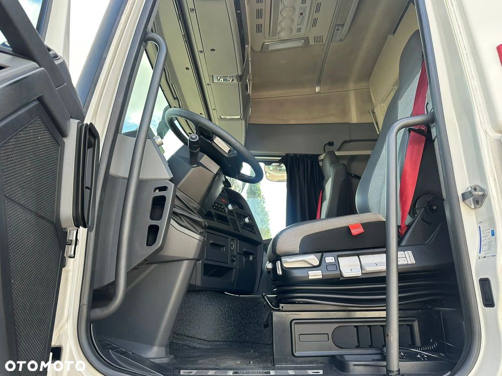 Renault T 460 / EURO 6 / AUTOMAT / NISKI PRZEBIEG / SPROWADZONA / 100 % ORYGINAŁ - 12