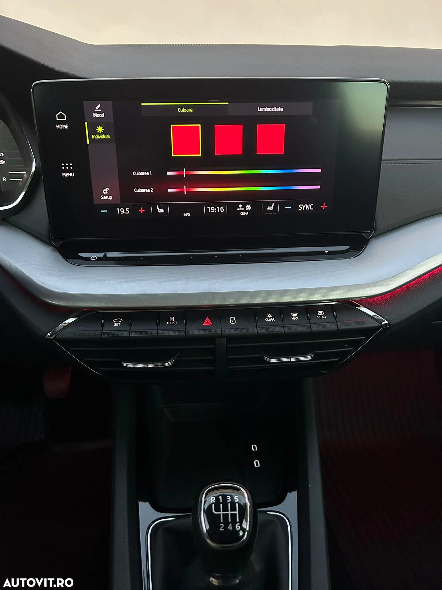 Skoda Octavia Combi 2.0 TDI Style - 18