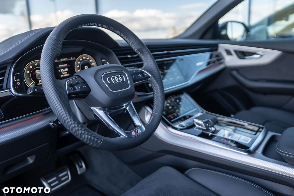 Audi Q8 - 14