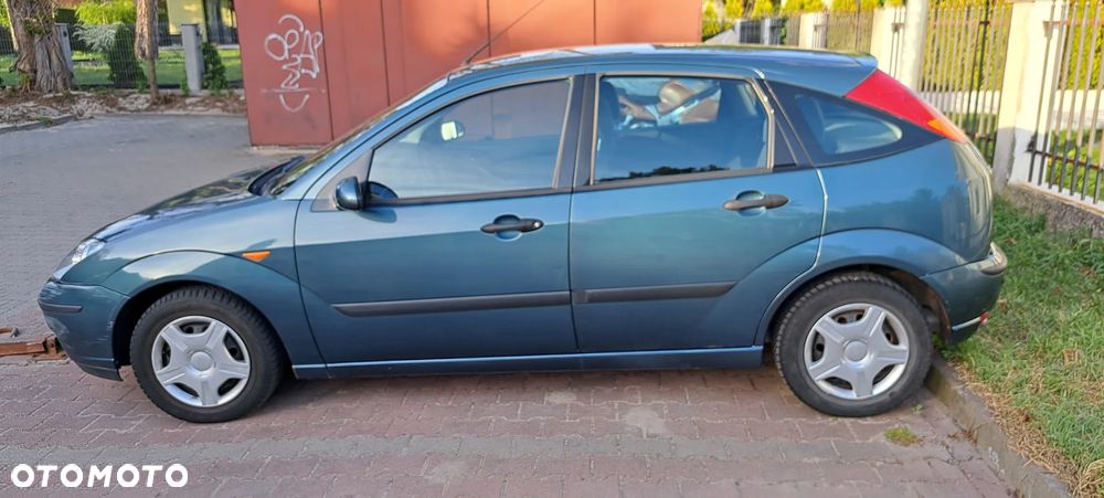 Ford Focus 1.6 X100 - 8