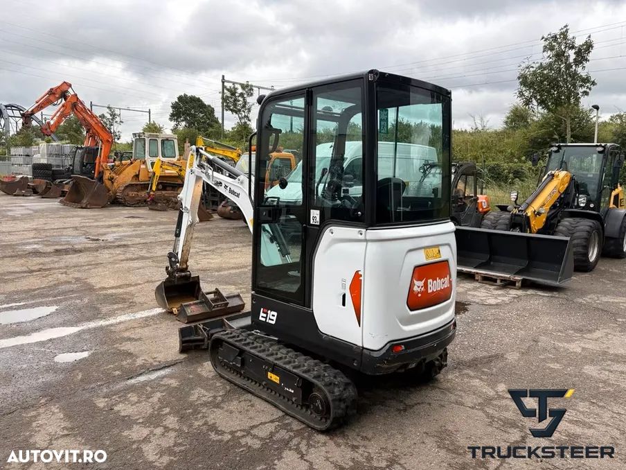 Bobcat E19 | JoyStick | Lama Nivelatoare | Cuplare Rapida - 4