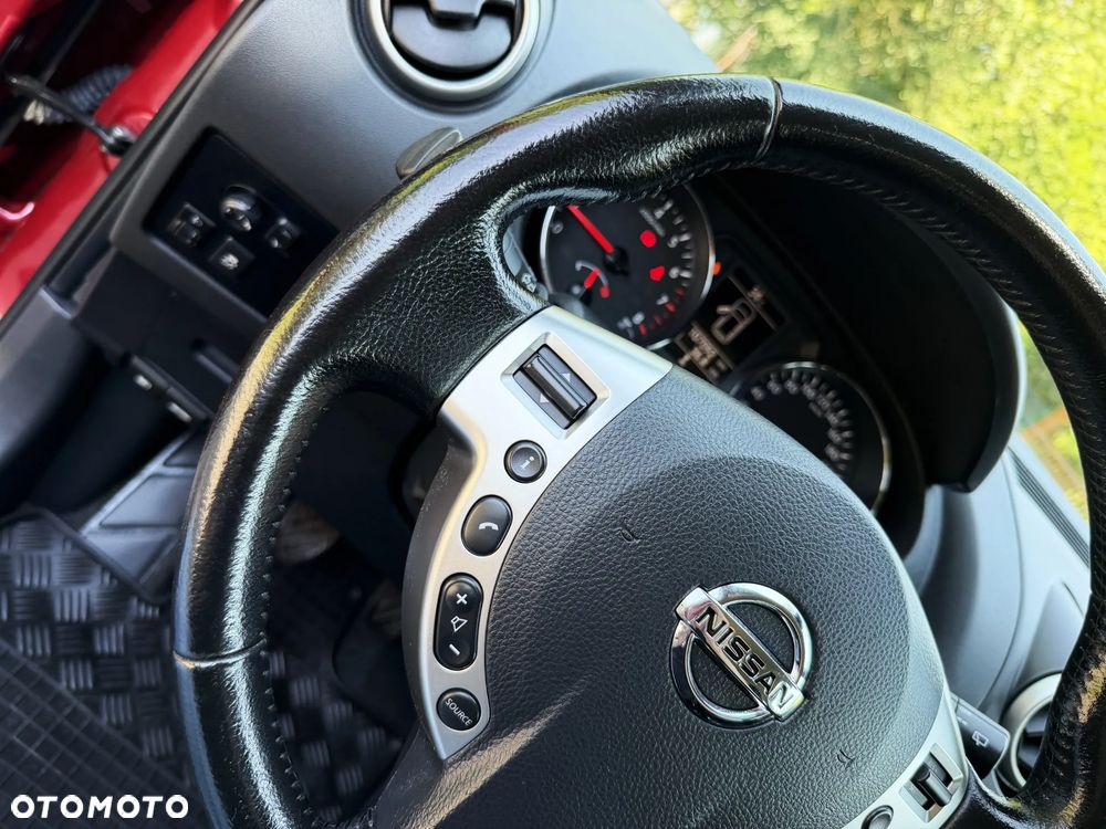 Nissan Qashqai 2.0 4 x 4 360 - 23