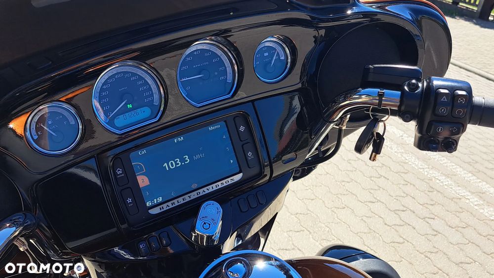Harley-Davidson Touring Ultra Limited - 8