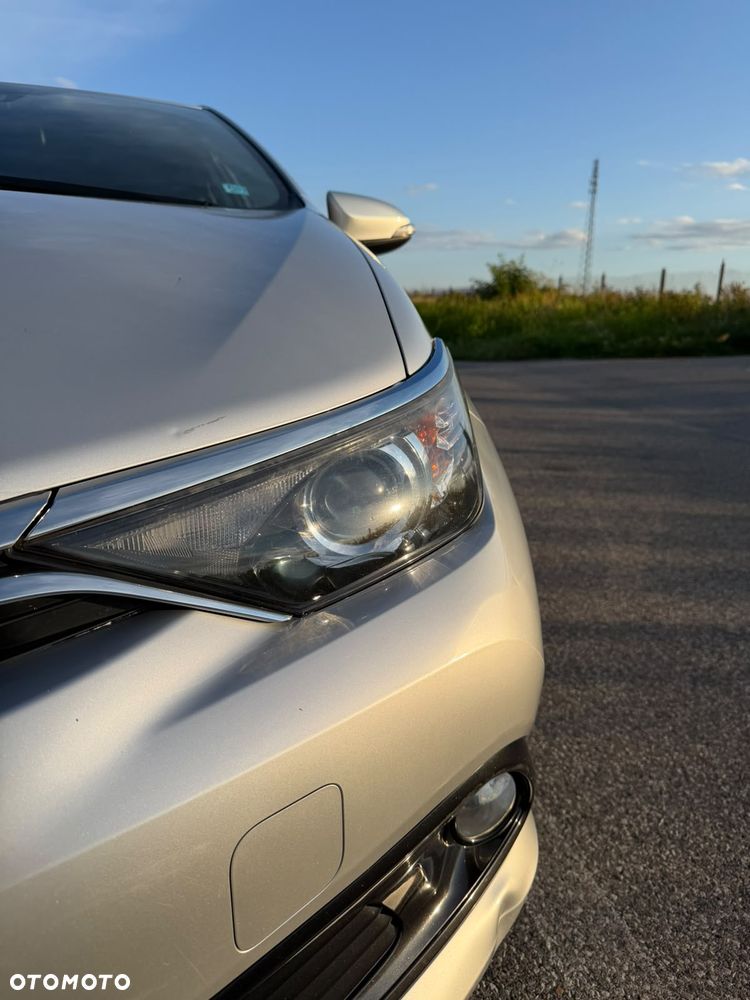 Toyota Auris 1.6 Classic Plus - 10