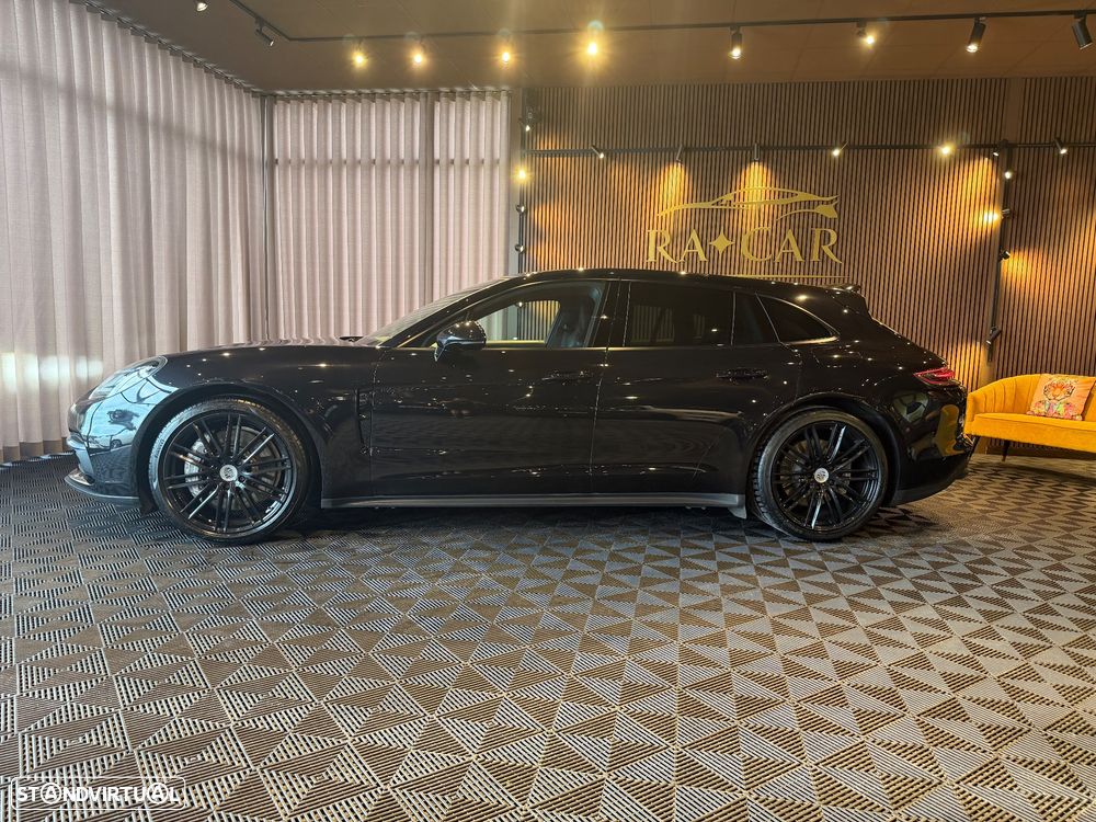 Porsche Panamera Sport Turismo 4 E-Hybrid Platinum Edition - 3