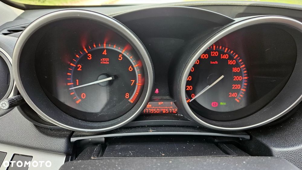 Mazda 3 1.6 Sport Active - 18