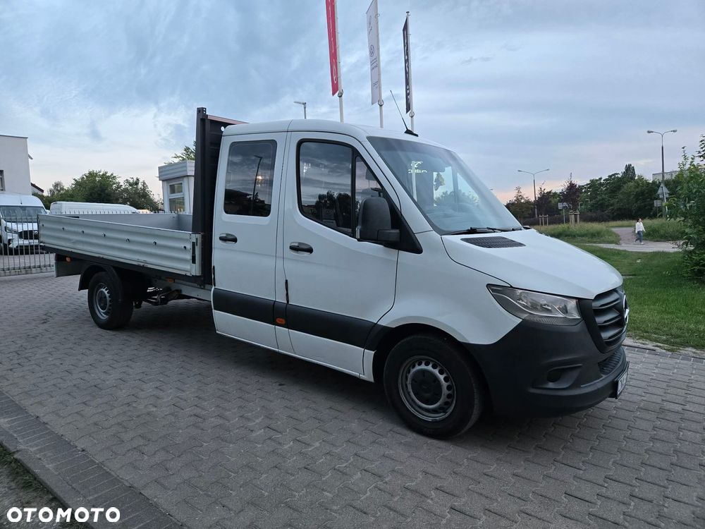 Mercedes-Benz Sprinter - 1