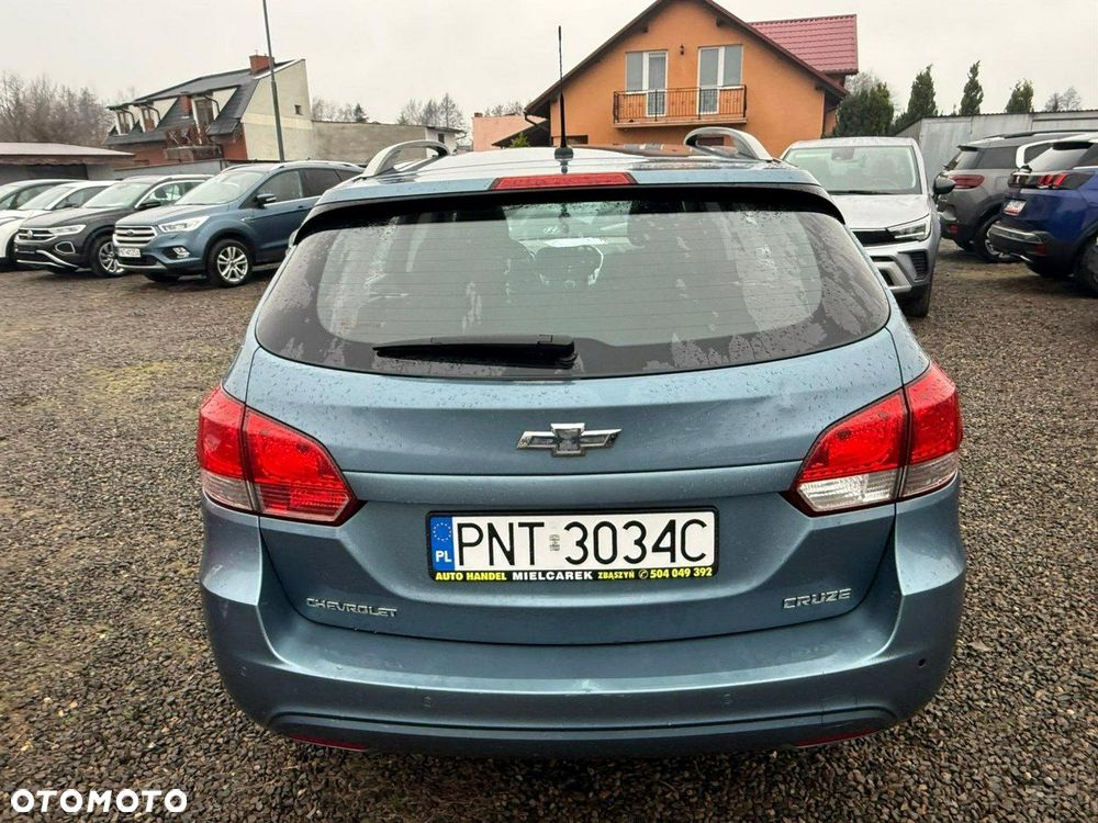 Chevrolet Cruze - 13