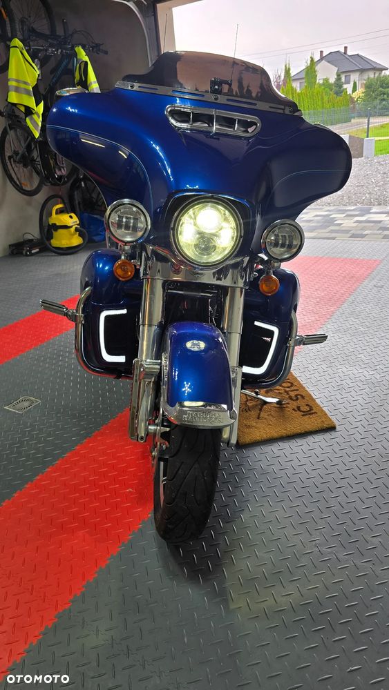 Harley-Davidson FLHTCU Ultra - 5