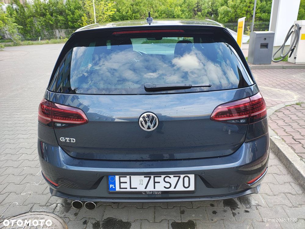 Volkswagen Golf - 3