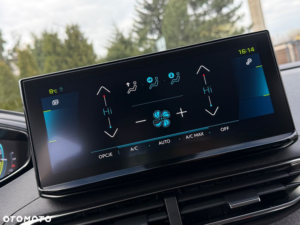 Peugeot 3008 1.6 PureTech HYbrid Allure S&S EAT8 - 26