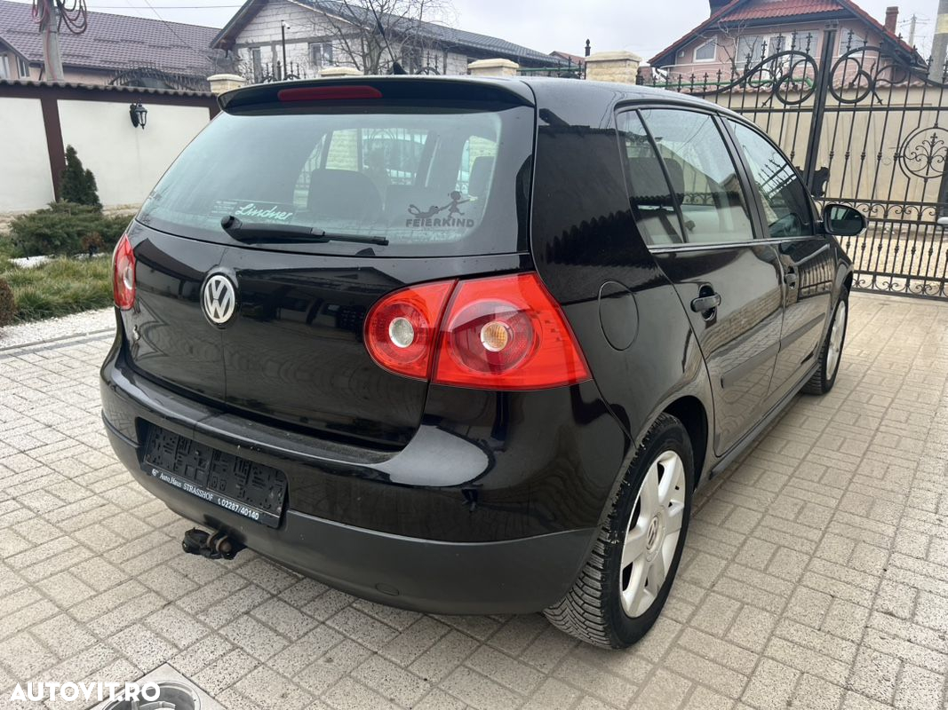 Volkswagen Golf - 3