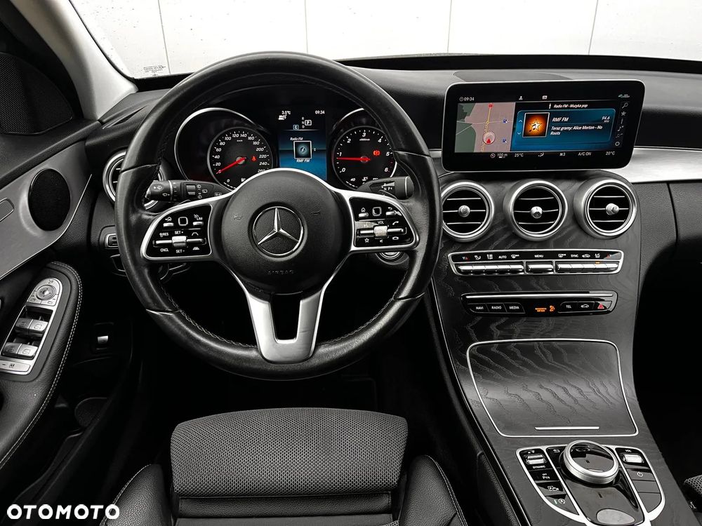Mercedes-Benz Klasa C 300 d 9G-TRONIC Avantgarde - 12