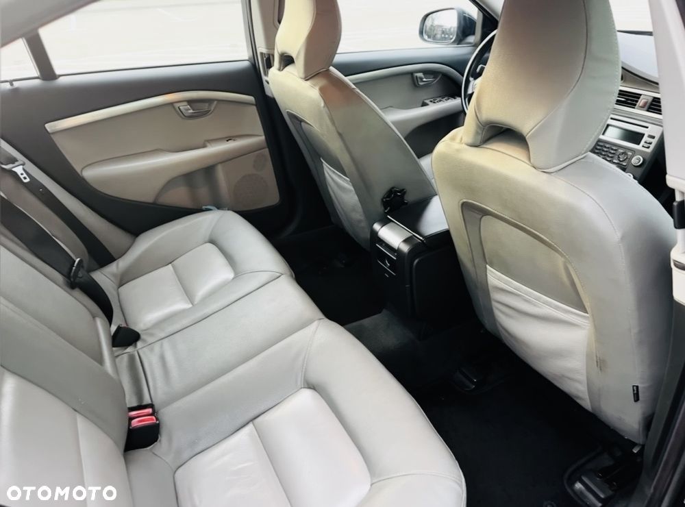 Volvo S80 - 15