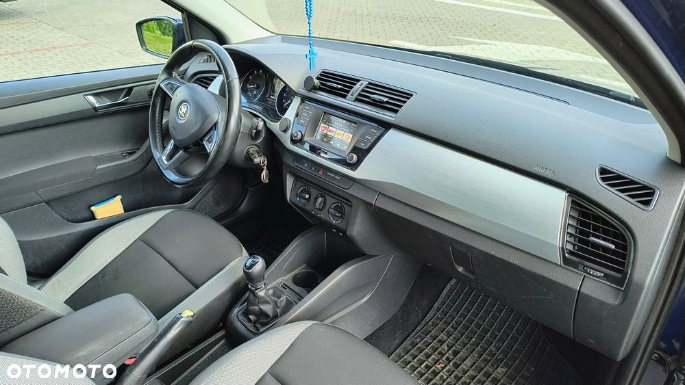 Skoda Fabia 1.2 TSI Active - 23