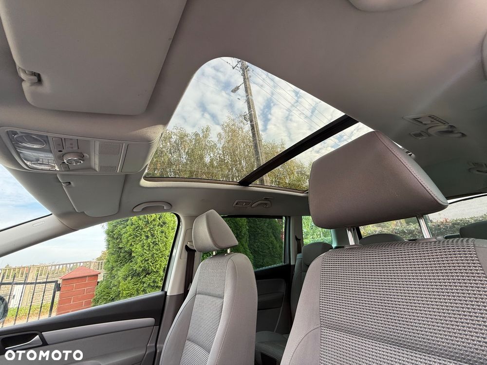 Volkswagen Sharan 2.0 TDI DPF Highline - 28