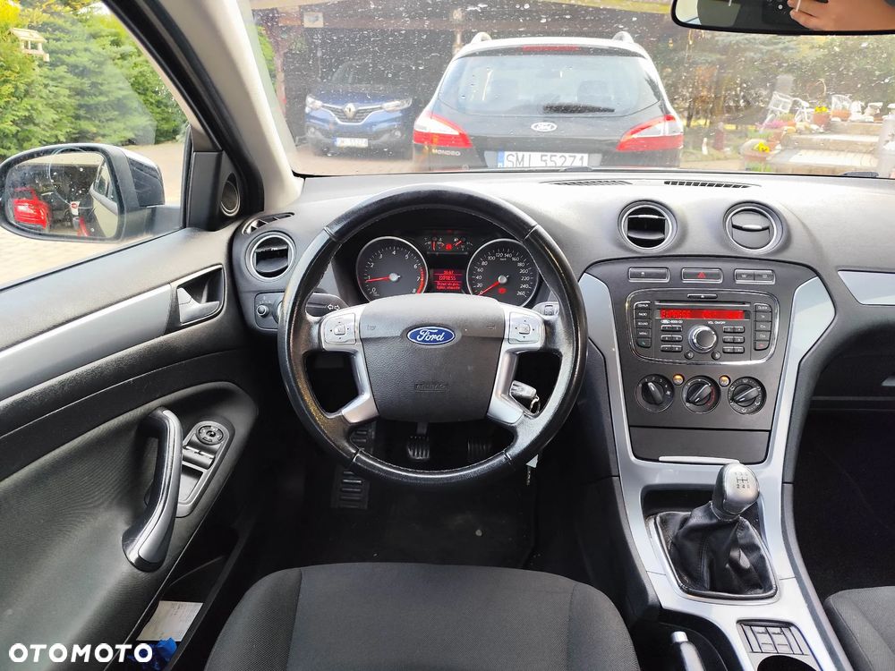 Ford Mondeo 1.6 Ambiente - 7