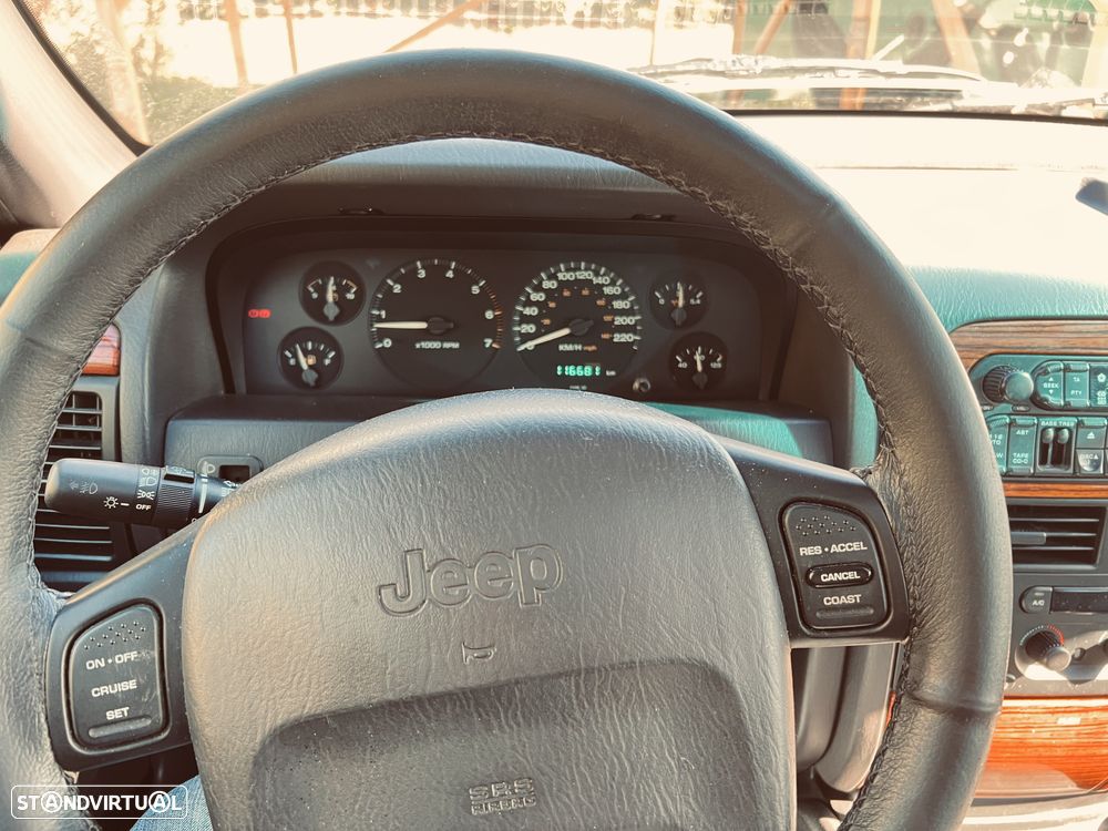 Jeep Grand Cherokee 4.0 Limited - 6