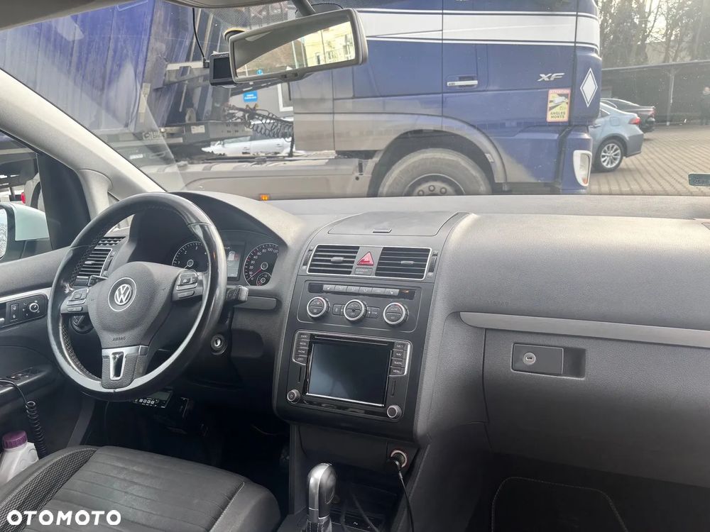 Volkswagen Touran 2.0 TDI DPF DSG Cup - 7