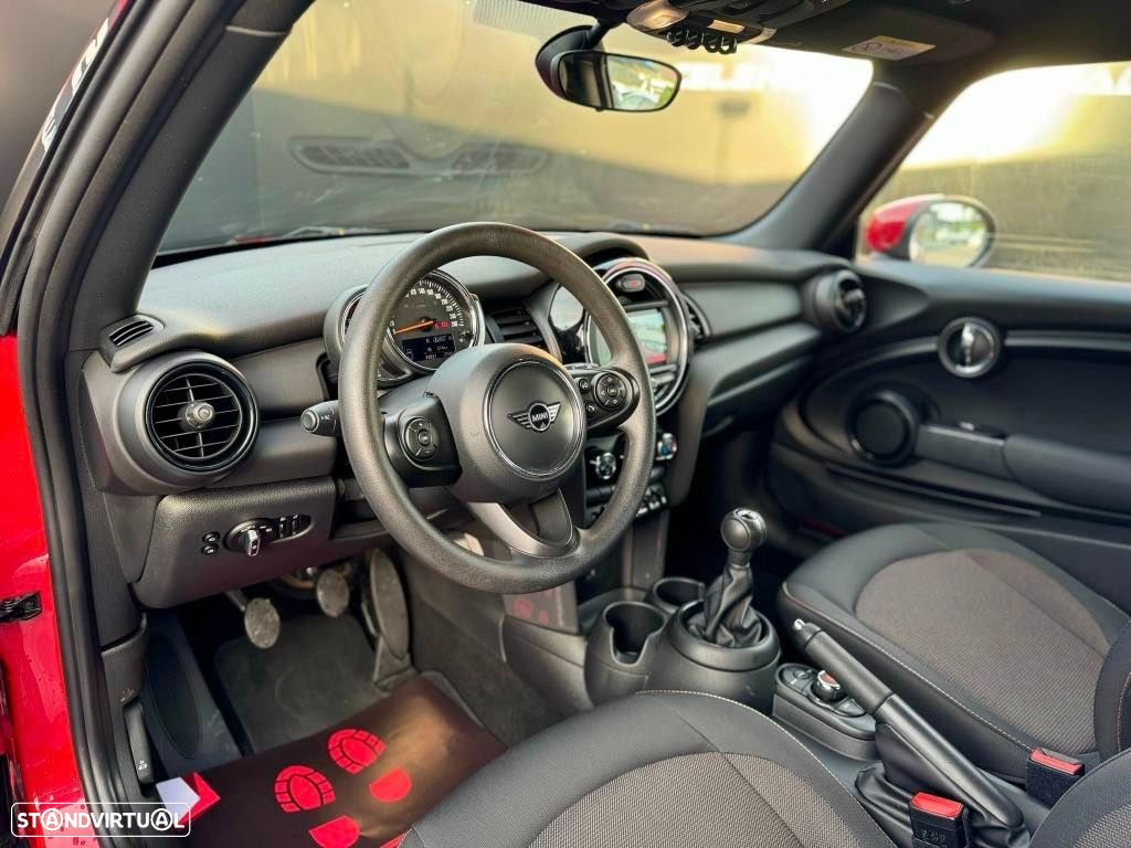 MINI 3 Portas One - 11