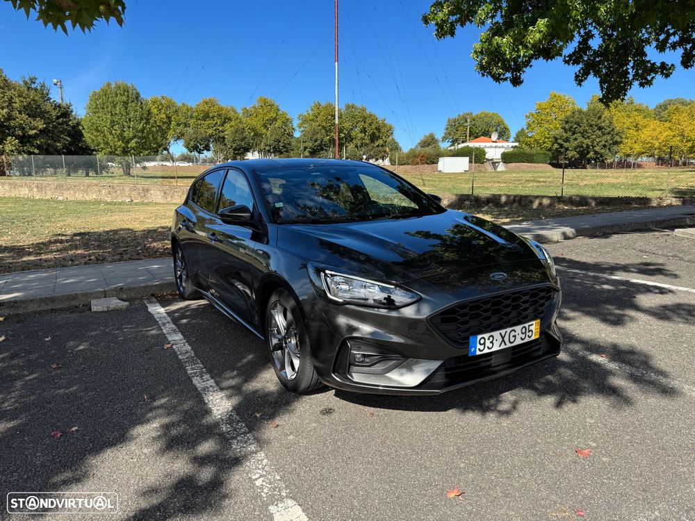 Ford Focus - 25