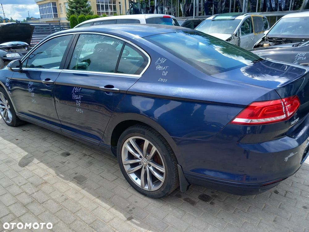 VW PASSSAT B8 BŁOTNIK LEWY TYLNY LEWY TYŁ SEDAN ĆWIARA ĆWIARTKA KOLOR: LH5X - 1