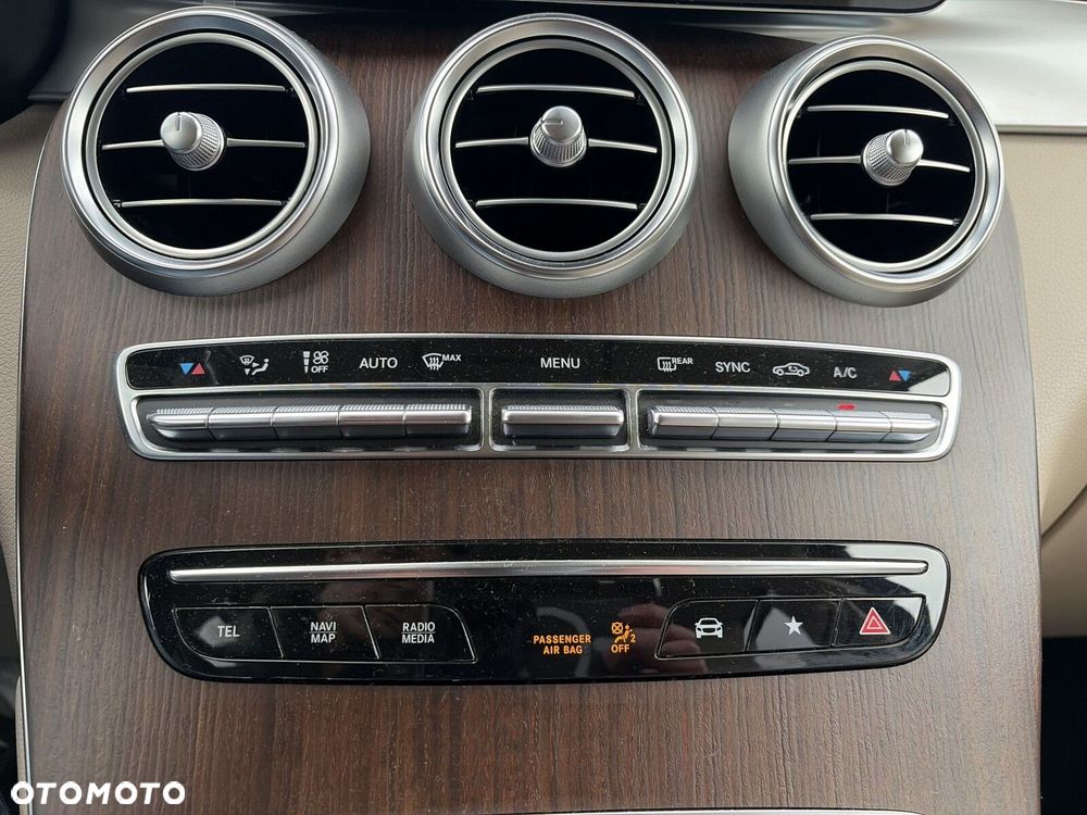Mercedes-Benz GLC - 28