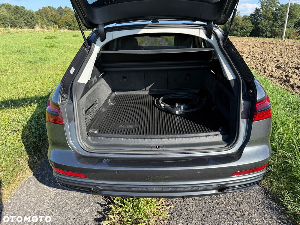 Audi A6 Avant 55 TFSI e quattro S tronic S line - 15