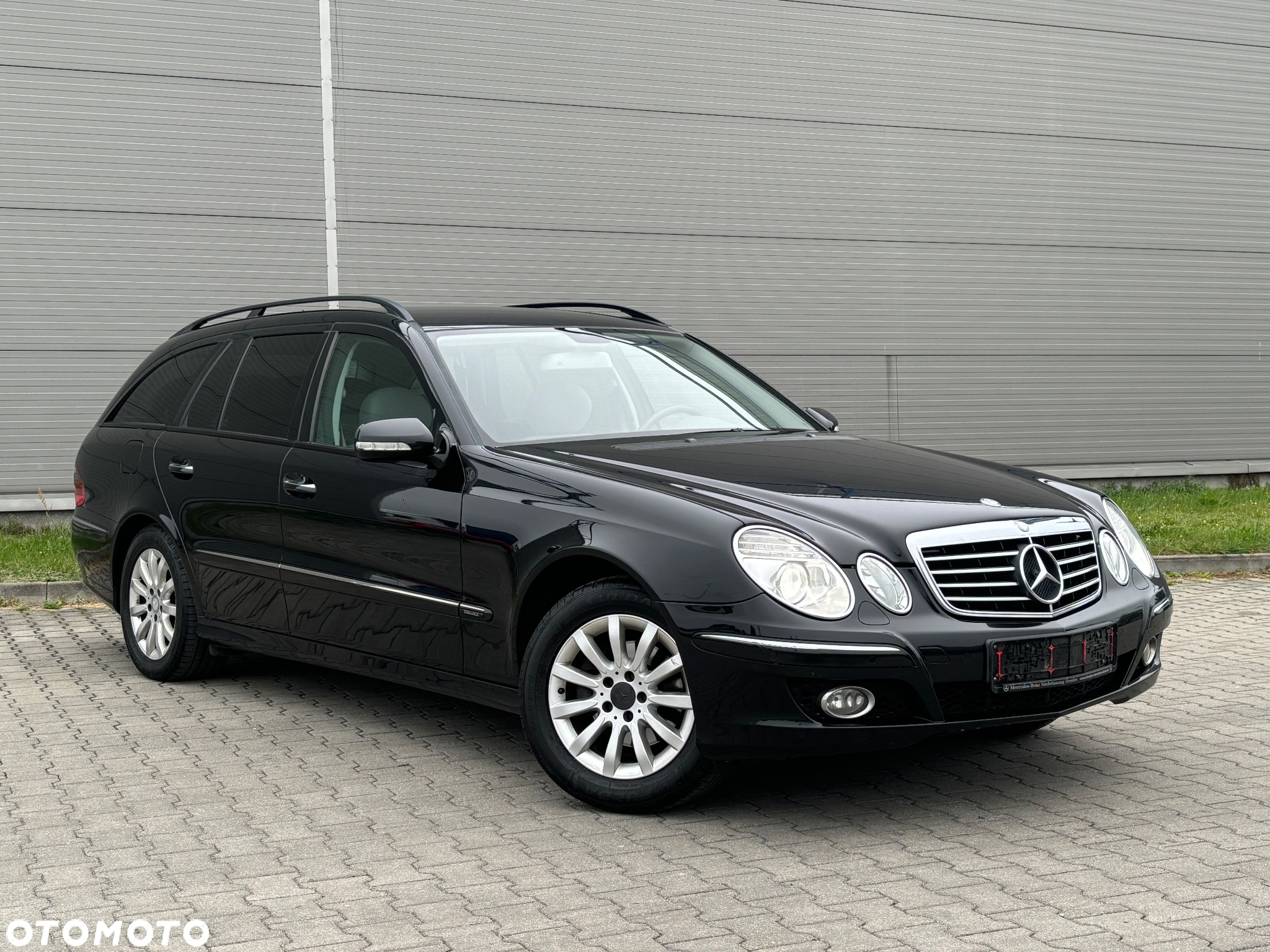 Mercedes-Benz Klasa E 200 T Kompressor Elegance - 7