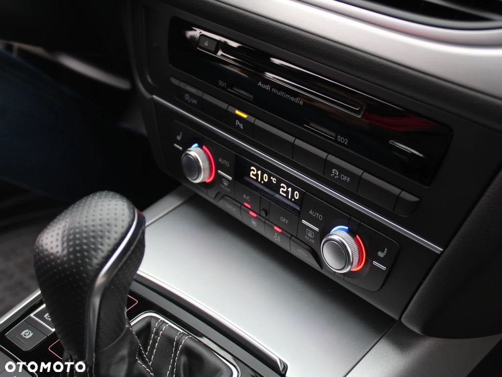 Audi A6 Avant 2.0 TDI Ultra S tronic - 18